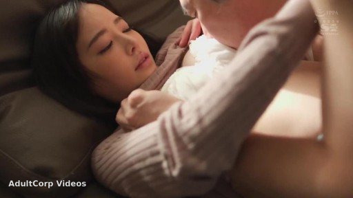 SSNI-984 Spending Three Years And 123 Days Taking Advantage Of The Weaknesses Of A Female College Student